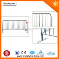 Metal crowd control barrier fence for temporary placement                        
                                                                                Supplier's Choice
